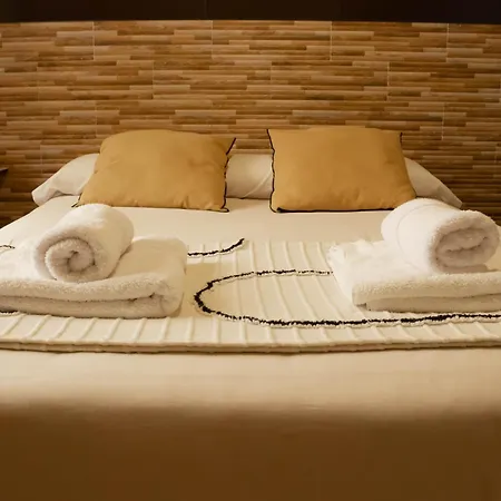Turisticos Apartment Cullar Vega